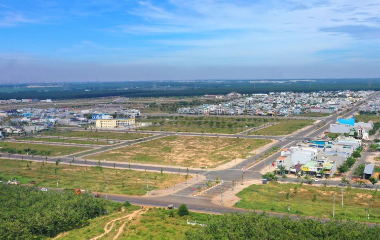 Vẫn còn lúng túng trong định giá đất